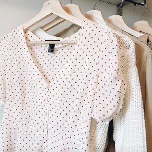 Forever 21 Tops - Polka dot Blouse Forever 21 Tops - Polka dot Blouse